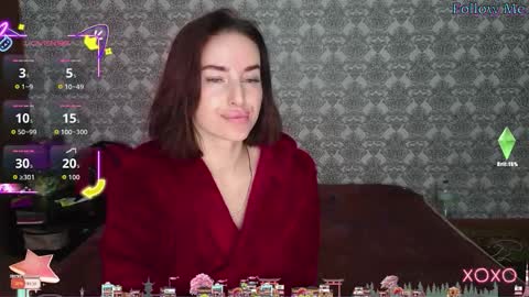 Adriana online show from October 2025 05:48:01 AM