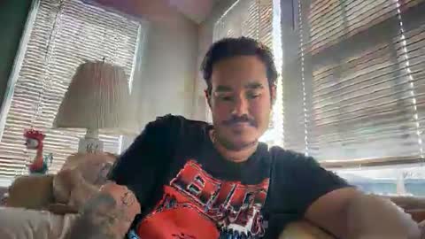 Snapshot of adriiiiiiiiano chatting on December 2025 02:46:02 PM adriiiiiiiiano online show from December 2025 02:46:02 PM