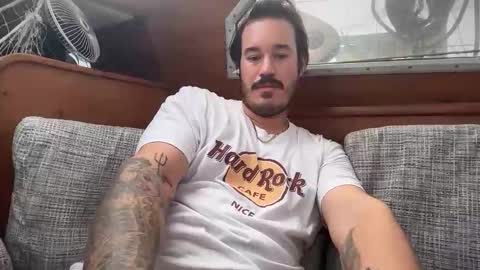 Snapshot of adriiiiiiiiano chatting on February 2026 03:08:02 PM adriiiiiiiiano online show from February 2026 03:08:02 PM