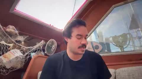 Snapshot of adriiiiiiiiano chatting on February 2026 01:42:01 PM adriiiiiiiiano online show from February 2026 01:42:01 PM