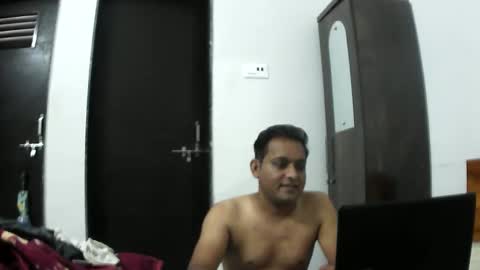 Snapshot of adudeandsexy chatting on October 2025 03:50:01 AM adudeandsexy online show from October 2025 03:50:01 AM