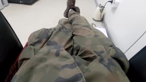 Snapshot of adventure85d4 chatting on April 2026 11:29:01 PM adventure85d4 online show from April 2026 11:29:01 PM