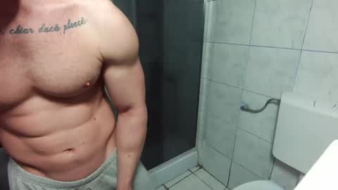 Snapshot of advp69 chatting on February 2025 07:38:02 PM Mrrfitt online show from February 2025 07:38:02 PM