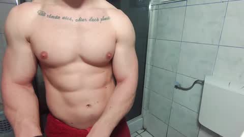 Snapshot of advp69 chatting on February 2025 09:16:02 PM Mrrfitt online show from February 2025 09:16:02 PM