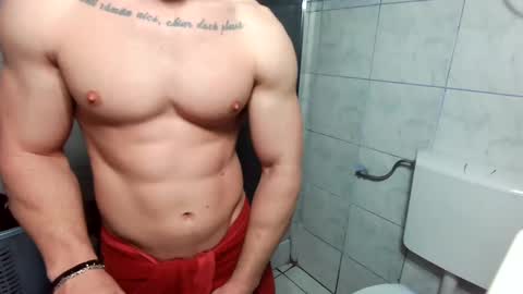 Snapshot of advp69 chatting on March 2025 07:01:02 AM Mrrfitt online show from March 2025 07:01:02 AM