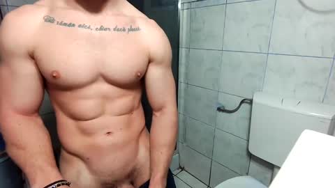 Snapshot of advp69 chatting on March 2025 07:37:02 AM Mrrfitt online show from March 2025 07:37:02 AM