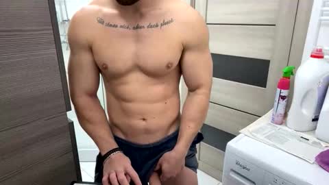 Snapshot of advp69 chatting on October 2025 11:10:01 AM Mrrfitt online show from October 2025 11:10:01 AM