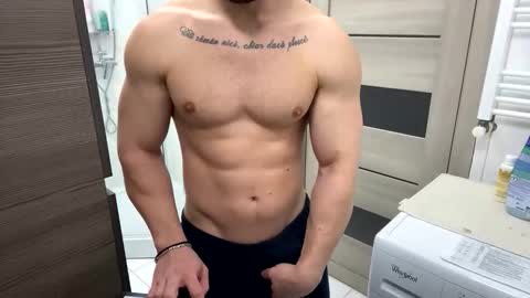 Snapshot of advp69 chatting on February 2026 01:18:01 PM Mrrfitt online show from February 2026 01:18:01 PM