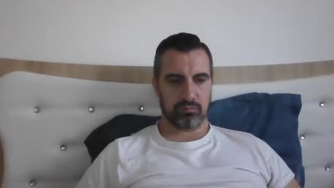 Snapshot of adyyyyyyyyyy35 chatting on April 2026 05:40:02 AM Adrian online show from April 2026 05:40:02 AM