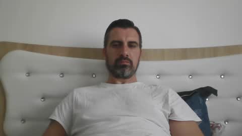 Snapshot of adyyyyyyyyyy35 chatting on April 2026 11:33:01 AM Adrian online show from April 2026 11:33:01 AM