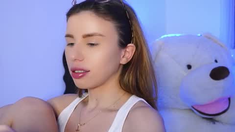 Aelia online show from February 2026 06:18:01 PM