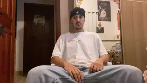 Luci online show from October 2025 04:02:02 AM