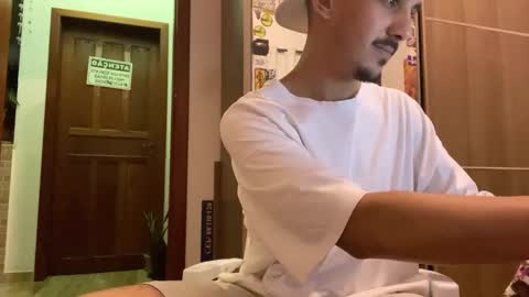 Luci online show from November 2025 02:13:02 AM