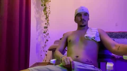 Luci online show from December 2025 02:09:02 AM