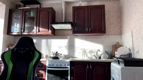 vegans taste better online show from December 2024 08:18:01 AM