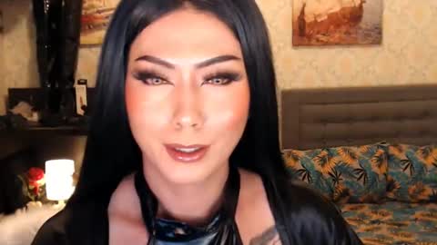 Dominant Goddess Contessa online show from February 2025 06:27:02 PM