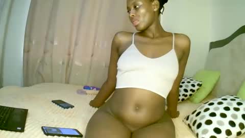 Snapshot of africacoco chatting on April 2026 02:18:02 PM africacoco online show from April 2026 02:18:02 PM