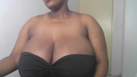 ONLYFAN-Africanbusty online show from December 2024 03:36:02 PM