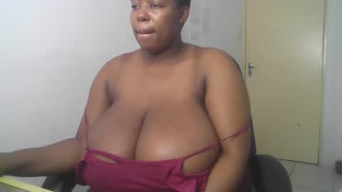 ONLYFAN-Africanbusty online show from September 2025 09:14:01 PM
