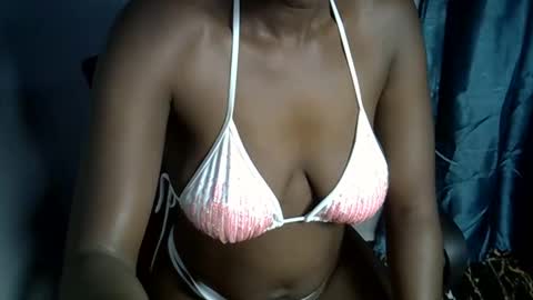 afrikan_desire online show from March 2026 06:09:02 PM