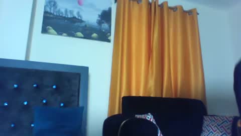 Snapshot of afrilola chatting on May 2026 01:27:01 PM afrilola online show from May 2026 01:27:01 PM