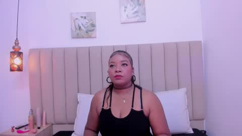 Snapshot of afrodita_de_amor chatting on November 2025 12:36:02 PM Vr. online show from November 2025 12:36:02 PM