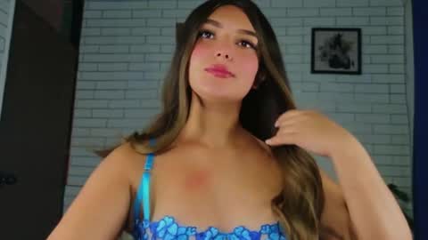 AFRODITA      online show from October 2025 09:12:01 AM