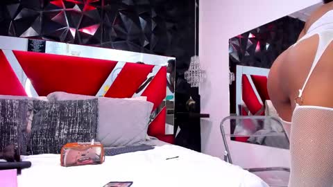 Snapshot of afroditagreenn chatting on March 2025 03:24:01 PM Afrodita online show from March 2025 03:24:01 PM