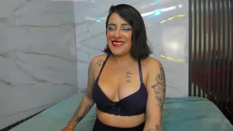 afroditaowen_ online show from November 2025 11:10:01 AM