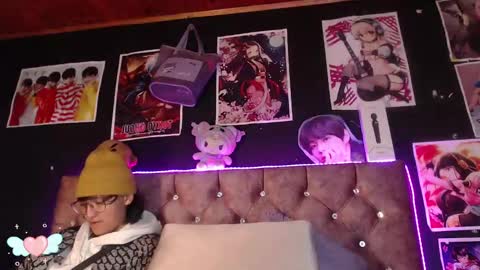 Snapshot of afroditaunu chatting on March 2025 11:39:01 PM Cris owo online show from March 2025 11:39:01 PM