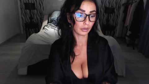 Afro online show from November 2025 02:30:02 PM