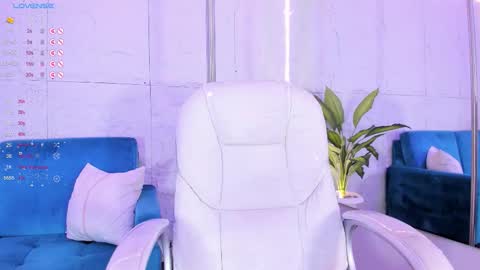 A F R O D I T A  online show from November 2025 12:16:02 PM