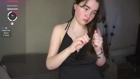 Snapshot of aftonbunkers chatting on April 2026 06:05:02 AM Lana 1800 - 0330 UTC Mia 0700- 1630 UTC online show from April 2026 06:05:02 AM