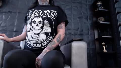 Snapshot of agata_darkness chatting on September 2025 04:07:01 PM Miss Agata online show from September 2025 04:07:01 PM