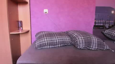 Snapshot of agata_haris chatting on April 2026 07:17:01 AM Agata online show from April 2026 07:17:01 AM