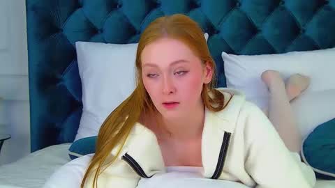 AgataFoxley online show from September 2025 08:09:02 AM