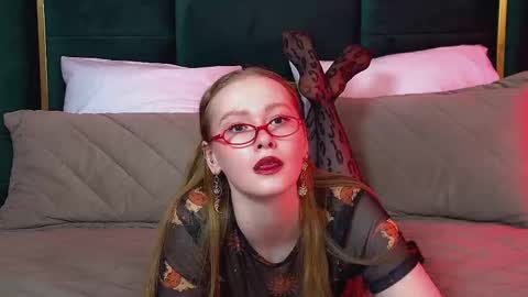 Snapshot of agatafoxley chatting on March 2026 06:40:01 AM AgataFoxley online show from March 2026 06:40:01 AM