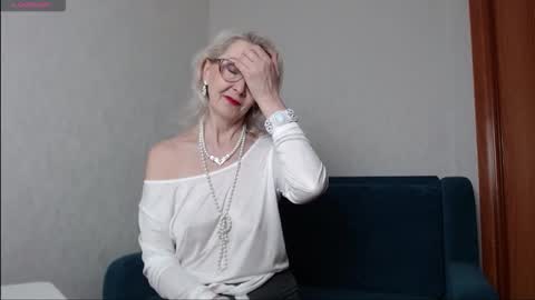 Agatha online show from March 2026 03:41:02 PM