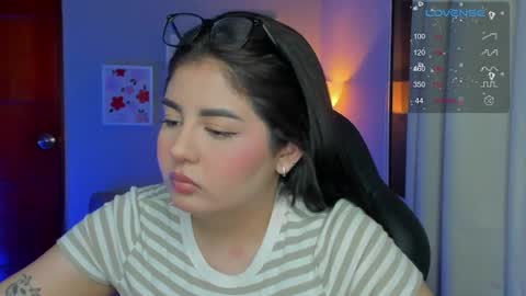 Snapshot of agatha_riccie chatting on June 2026 05:05:02 AM Cat online show from June 2026 05:05:02 AM