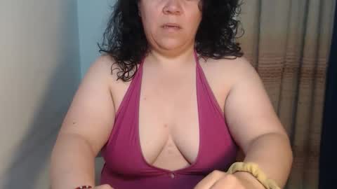 Snapshot of agathaaaa chatting on December 2025 10:42:01 AM online show from December 2025 10:42:01 AM