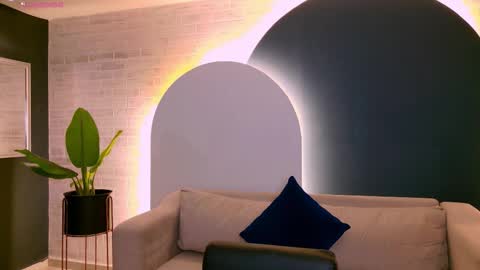 Agatha online show from November 2025 07:14:01 PM