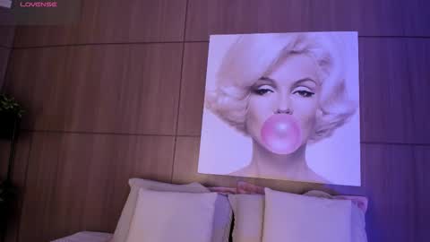 Snapshot of agattaduque chatting on November 2025 12:35:02 AM online show from November 2025 12:35:02 AM