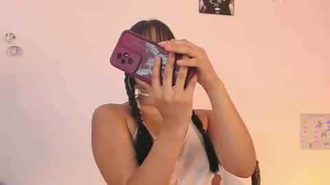 Maggie   online show from November 2025 11:26:02 PM