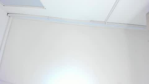 Snapshot of aggy_castel chatting on April 2026 01:30:01 PM Aggy online show from April 2026 01:30:01 PM