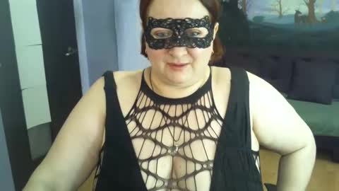 AgilaMipo online show from May 2026 04:06:01 AM