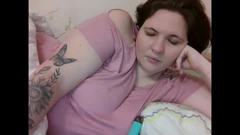 Snapshot of aglaya_fame chatting on December 2024 06:40:01 PM Aglaya Fame online show from December 2024 06:40:01 PM