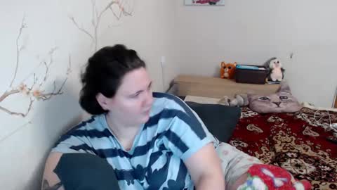 Snapshot of aglaya_fame chatting on February 2025 10:21:01 PM Aglaya Fame online show from February 2025 10:21:01 PM