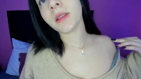 Snapshot of agnes_21 chatting on September 2025 12:16:01 PM ines online show from September 2025 12:16:01 PM