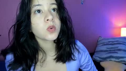 Snapshot of agnes_21 chatting on October 2025 01:45:02 PM ines online show from October 2025 01:45:02 PM