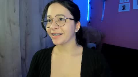 Snapshot of agnes_21 chatting on November 2025 03:27:01 PM ines online show from November 2025 03:27:01 PM